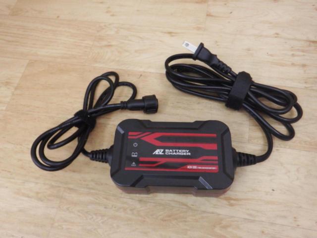 Okada Shoji
AZ
Battery Charger
ACH-100
For DC12v