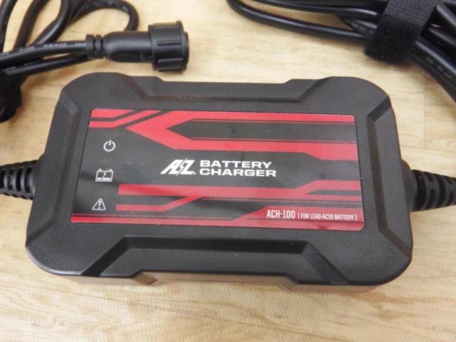 Okada Shoji
AZ
Battery Charger
ACH-100
For DC12v