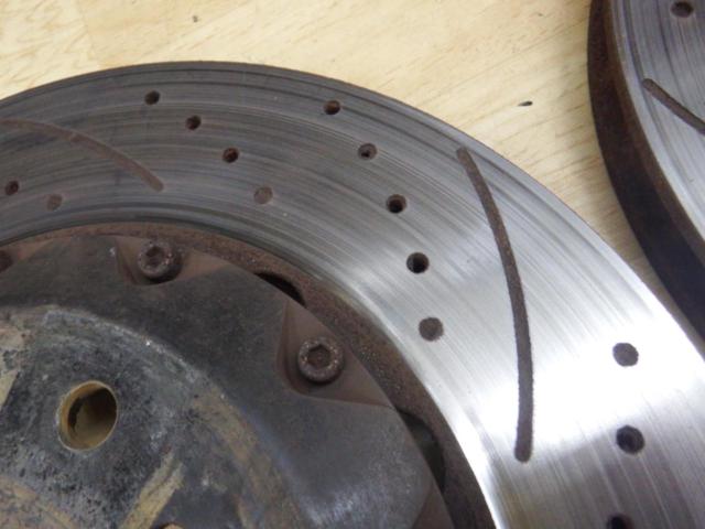 Original
RUNDUS
Front floating slotted Dr. Rib rotor
Φ330
WRX
S4
Used in VAG
