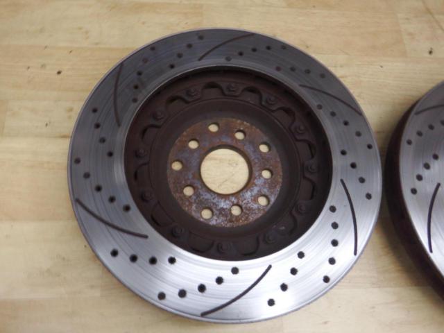 Original
RUNDUS
Front floating slotted Dr. Rib rotor
Φ330
WRX
S4
Used in VAG
