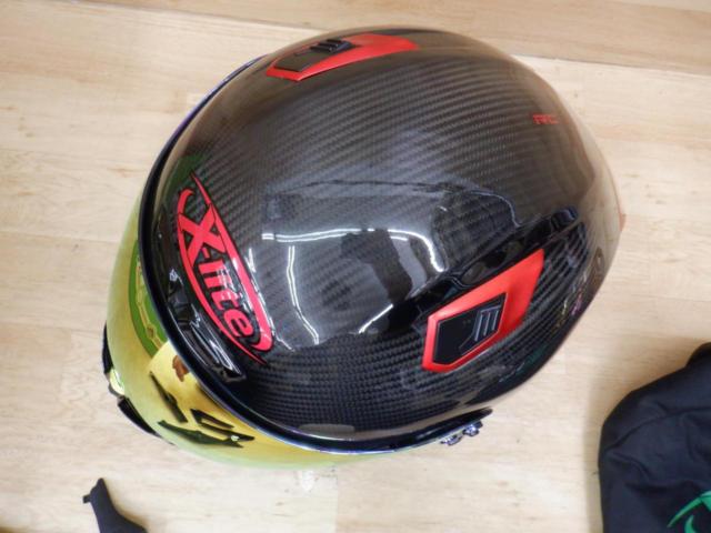 NOLAN
X-lite
X-803RS
ULTRA
CARBON
IRIDIUM
EDITION
XL size (61cm-62cm)