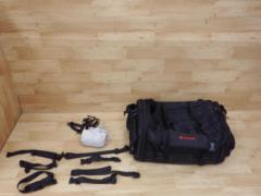 No shoulder strap
HenlyBegins
Touring Seat Bag M
DH-718
Capacity: 33-42L