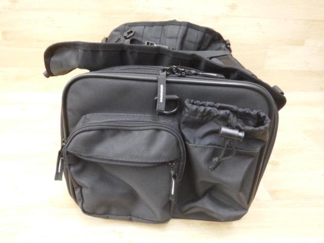 No shoulder strap
HenlyBegins
Touring Seat Bag M
DH-718
Capacity: 33-42L
