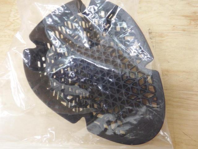 KOMINE
Enigma
Light
CE1
S
Protector
SK-857
One-size-fits-all
