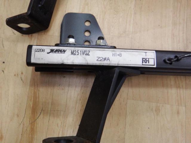 JURAN シートレール サイド止めタイプM251VGZ RH(右側) コルト Z2#A