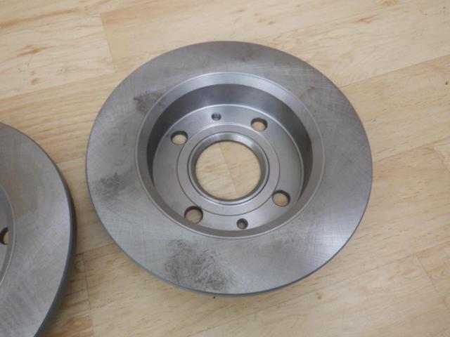 DIXCEL
Brake disc rotor
KD type
Front
KD3818017