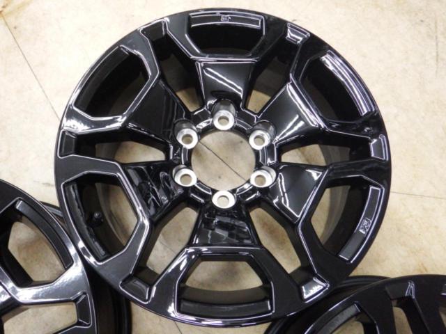 Toyota genuine parts
Land Cruiser FJ genuine wheels