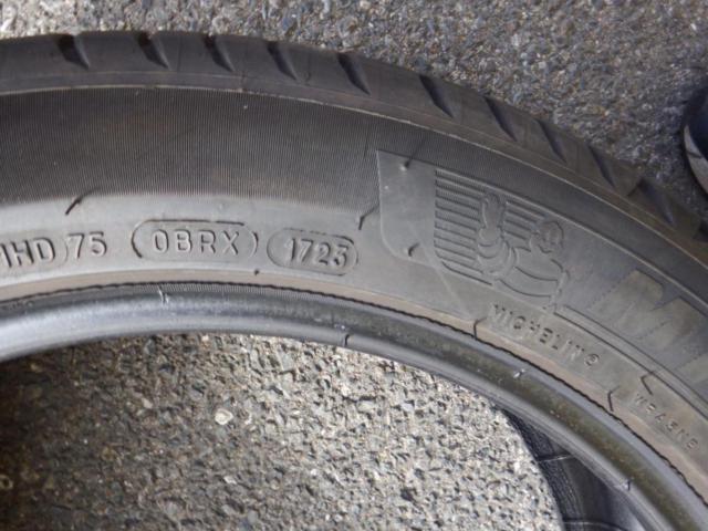 Only one
MICHELIN
PRIMACY 4