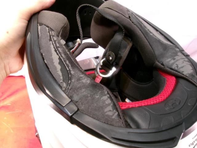 Size XL
OGK
RT-33
Full-face helmet
white
Production in July 2014