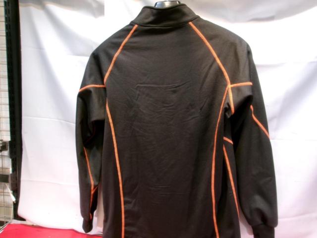 Size M
DAYTONA
DI002FA
Windproof and thermal full-zip innerwear