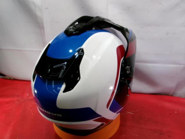 Size M
OGK
GEOSYS
BLOCK
Off-road helmet
White blue red