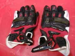 Size XL
RSTaichi
RST 442
Raptor mesh glove
Black / Red / White