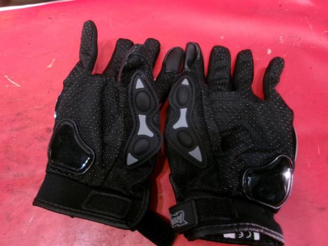 Size L
IRON
JIAS
MAD01
Mesh glove
Unused item