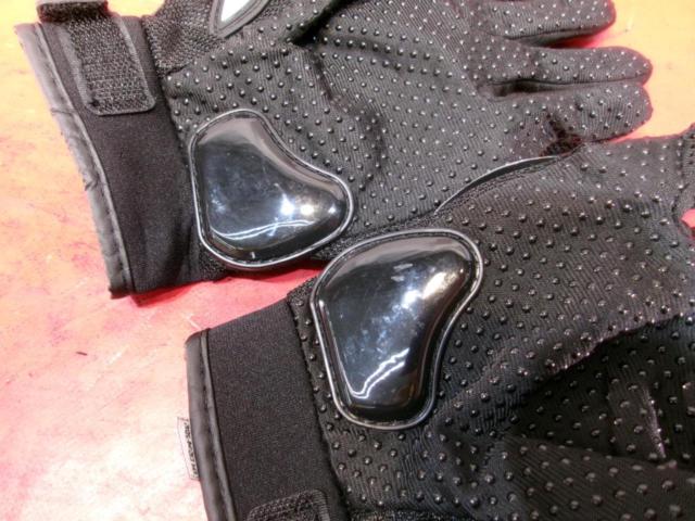 Size L
IRON
JIAS
MAD01
Mesh glove
Unused item