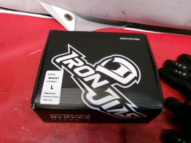 Size L
IRON
JIAS
MAD01
Mesh glove
Unused item