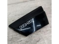 3YAMAHA RZ50純正サイドカバー