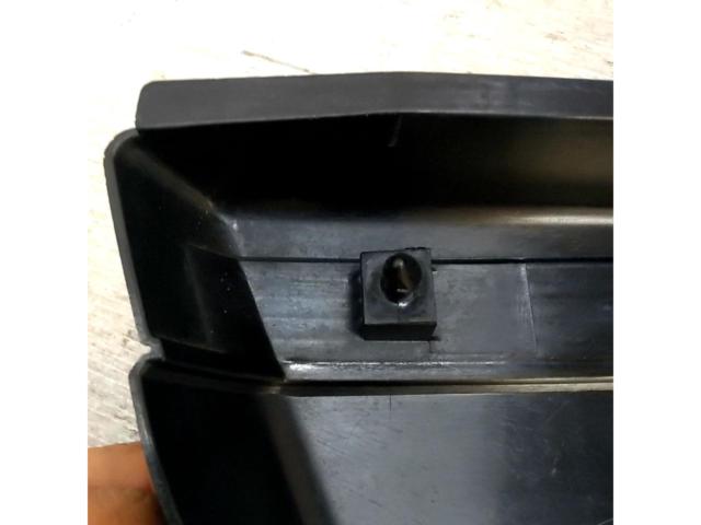 3YAMAHA RZ50純正サイドカバー