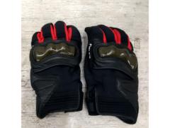IDEAL
Riding Gloves