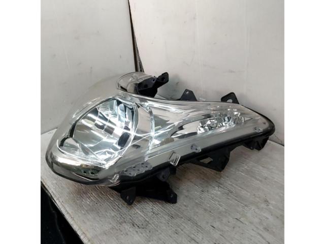 6 YAMAHA
Majesty S genuine headlight