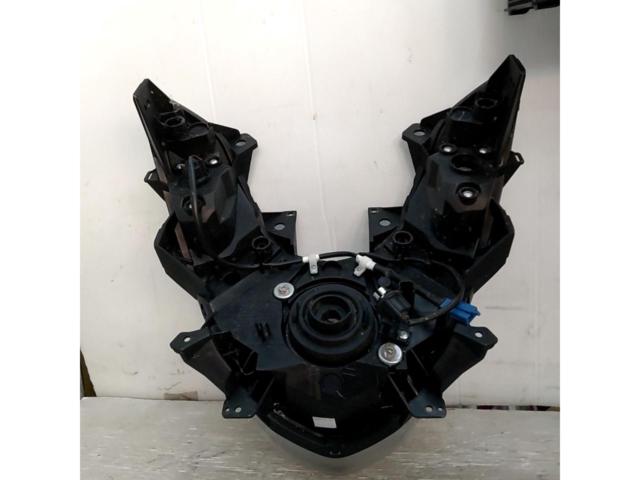 6 YAMAHA
Majesty S genuine headlight