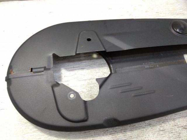 3HONDA
Genuine chain cover for Cross Cub 110