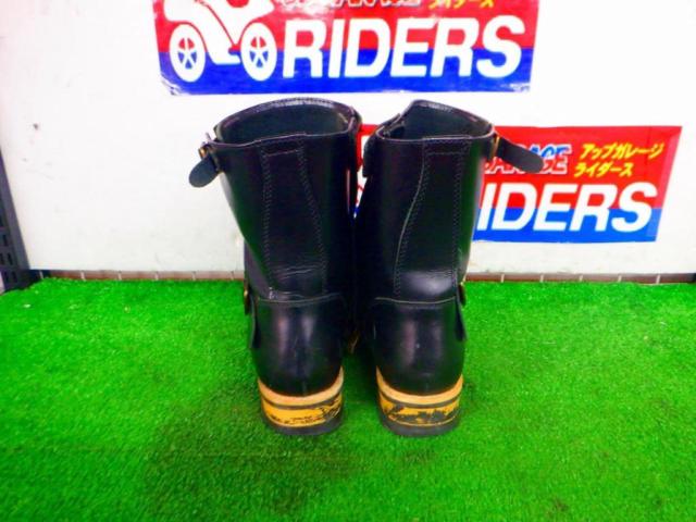 WILD
WING
Touring leather boots