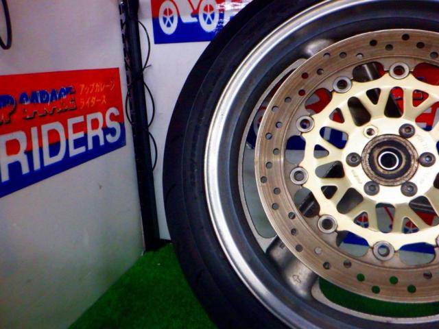 7HONDA
Genuine tire wheel set