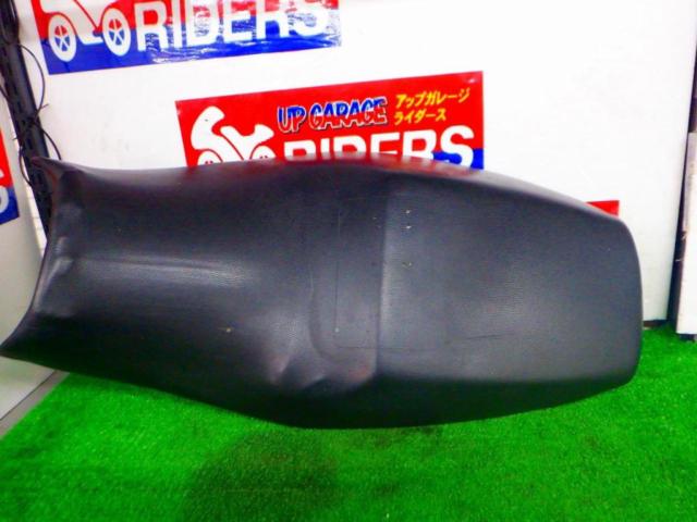 10DUCATI 純正シート