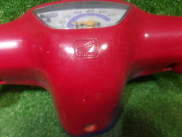 PAL50 (removed from an unknown year of manufacture) Genuine Honda part
Speedometer
Only the needle has been tested and confirmed to be working.