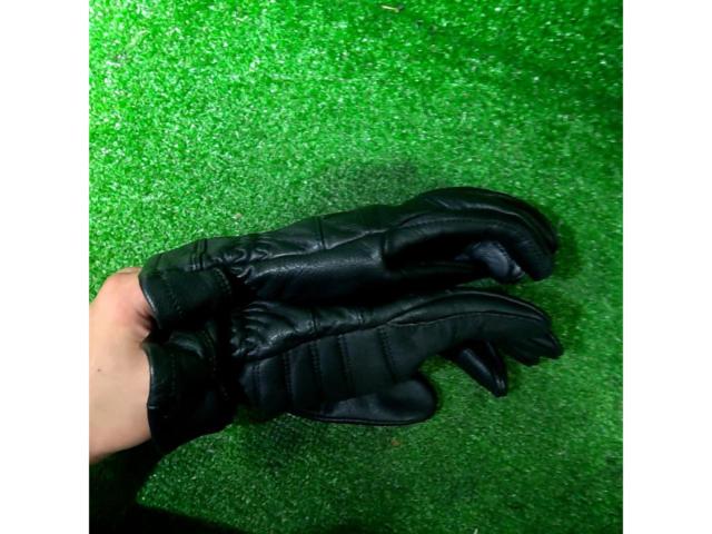 Size XL
HARLEY-DAVIDSON
Leather Gloves