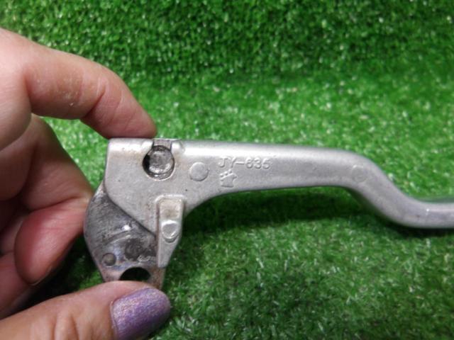 Glass Tracker
(Removed in 2003)
SUZUKI genuine
Brake / clutch lever