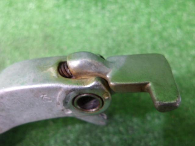 Glass Tracker
(Removed in 2003)
SUZUKI genuine
Brake / clutch lever