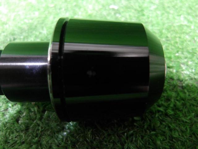 Unknown Manufacturer
Bar Ends Black
Approximately 15mm in diameter