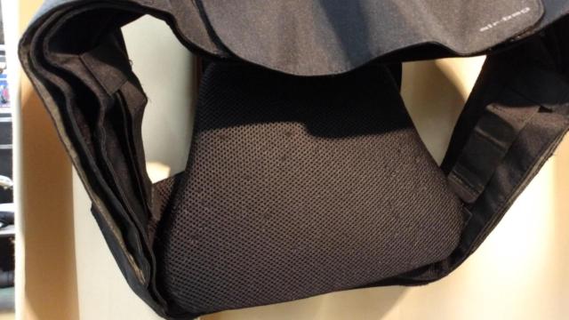 2XLサイズ(2XL-4XL) hit-air(ヒットエアー) RS-1 レースモデルエアバックシステム ブラック (背中からワイヤーを出します)