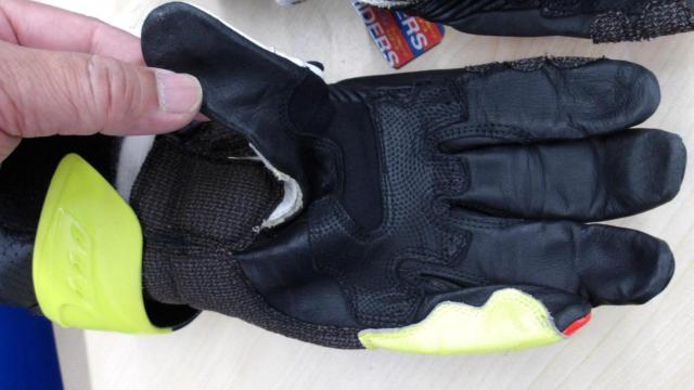 XXL size
Alpinestars (Alpinestars)
Supertech
Gloves (racing gloves)