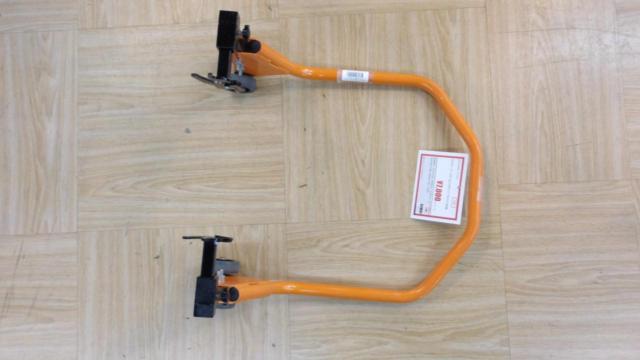 DAYTONA (Daytona)
Riasutando
Adjustable 3
U-clamp attachment installed