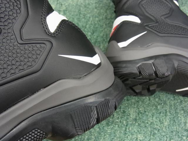 サイズ42/26.5cm/US8 HONDA(ホンダ) x Alpinestars(アルパインスターズ) BELIZE DRYSTAR BOOTS BK/WH/RD/HONDA