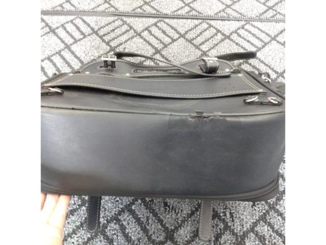 Wakeari
HenlyBegins Saddlebag
DHS-19
22L