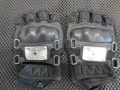 YeLLOW
CORN
Half Finger mesh glove
L size