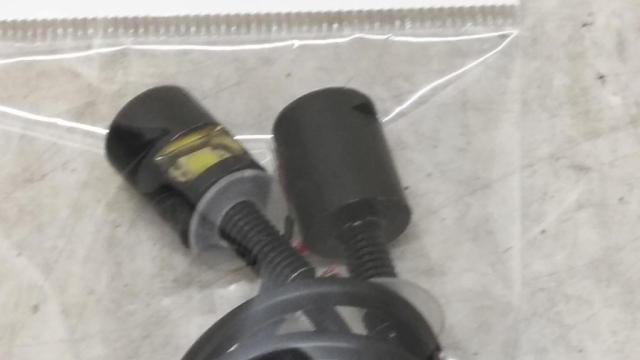 【2分割】メーカー不明 LEDナンバー灯