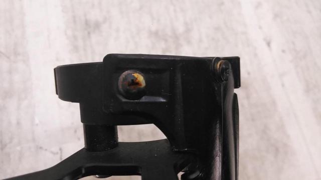 9メーカー不明 フロントフォークブレーススタビライザー