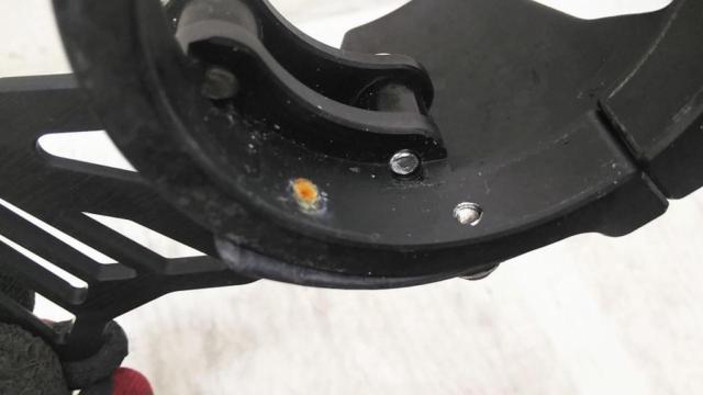 9メーカー不明 フロントフォークブレーススタビライザー