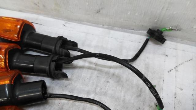3【4分割】HONDA ウインカー