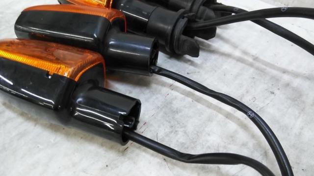 3【4分割】HONDA ウインカー