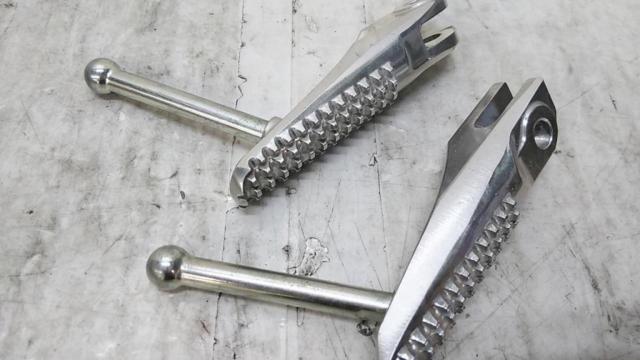 9【2分割】YAMAHA ステップバー