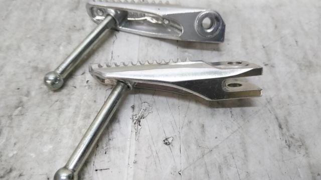 9【2分割】YAMAHA ステップバー