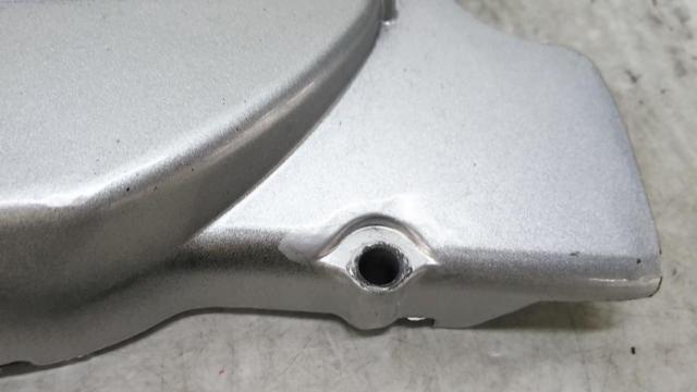 3メーカー不明 ジェネレーターカバー