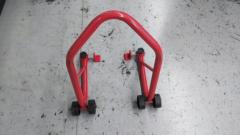 STRAIGHT (Straight)
Rear maintenance stand