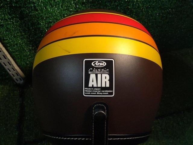 Arai CLASSIC
AIR
BLITZ
Full-face helmet
Brown
Size: Equivalent to M (57-58cm)