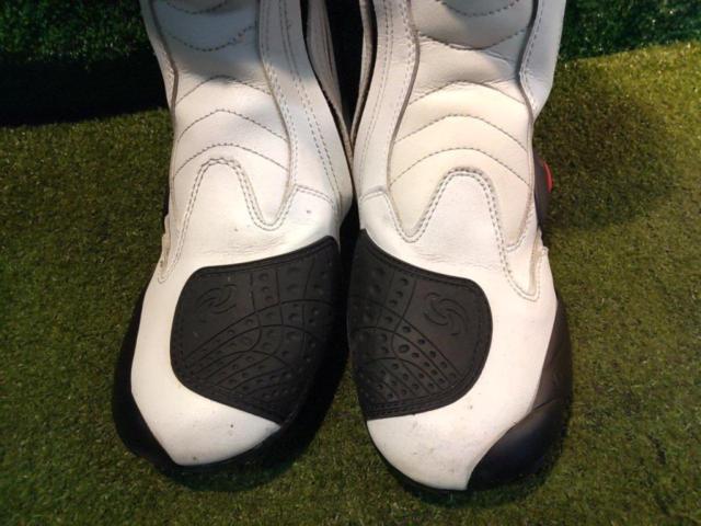 [SPEED
BIKERSB1001
Racing boots
Size: 43